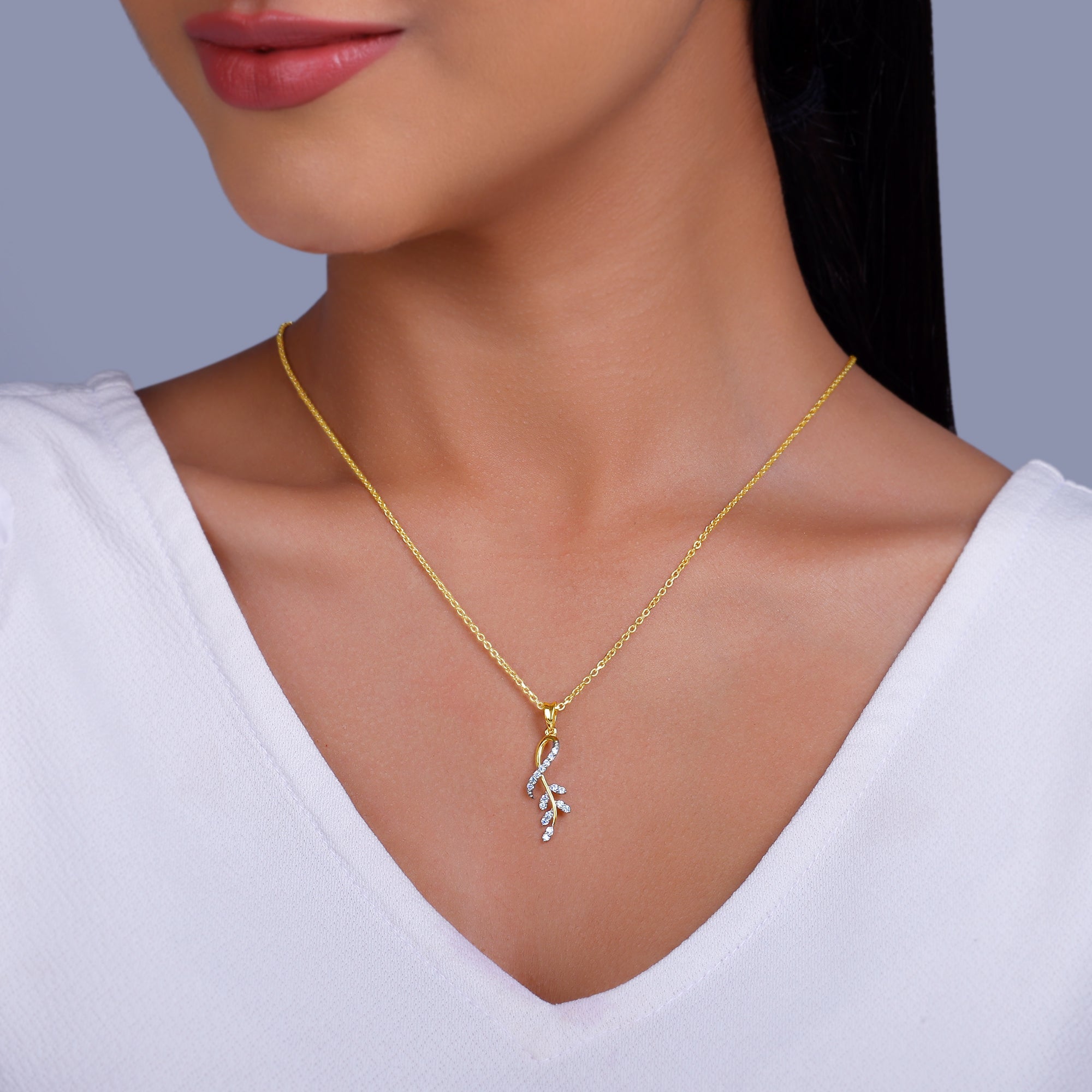 Gold Breathtaking Leaf Diamond Pendant