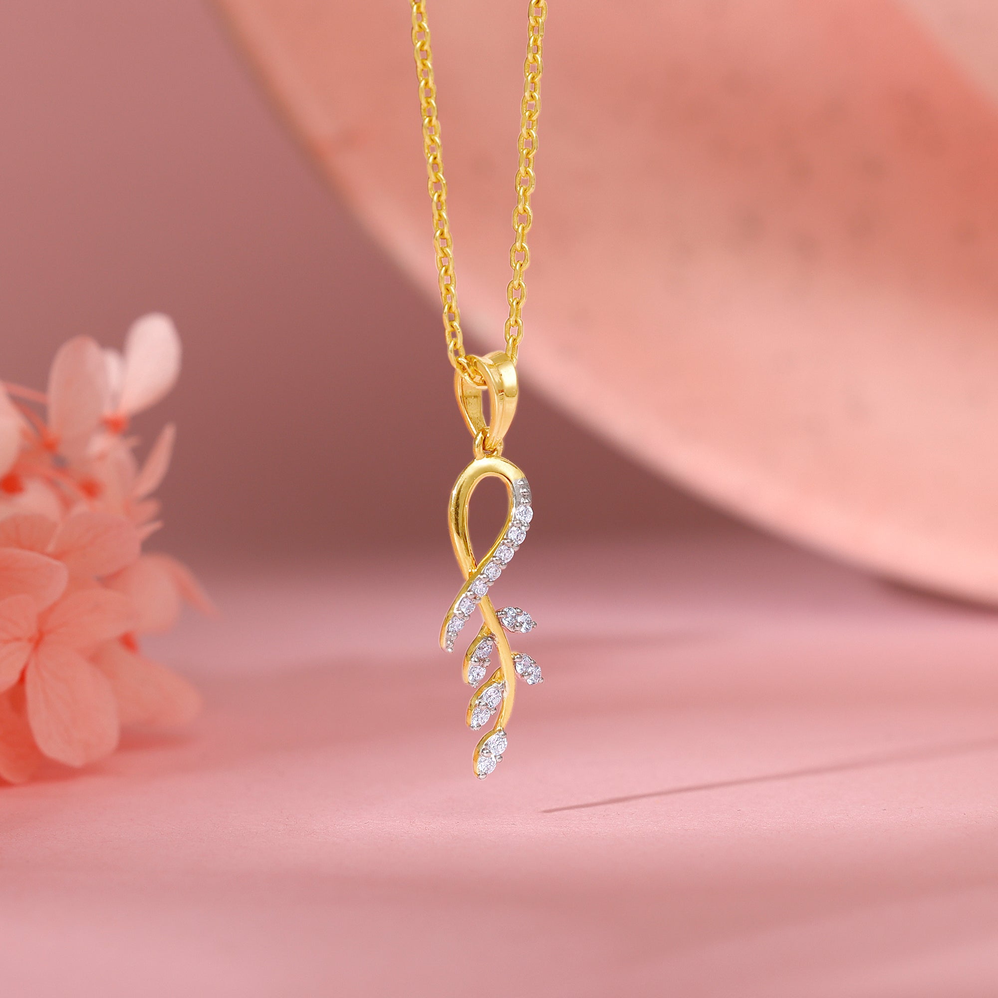 Gold Breathtaking Leaf Diamond Pendant