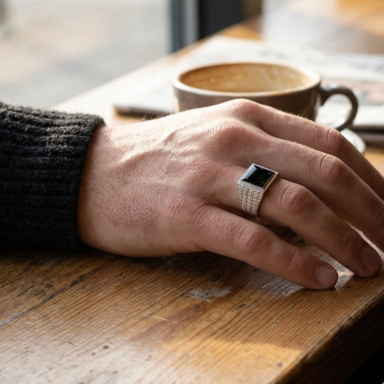 Noir Regent Ring – Premium Signet Ring in Silver & Black Enamel Finish