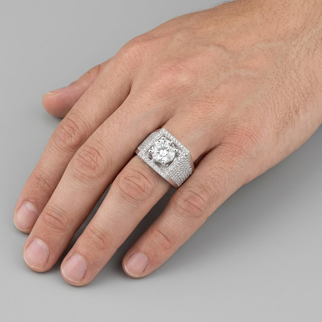 Crown Ice Ring – Premium Iced-Out Statement Ring in Silver with Round-Cut Crystal
