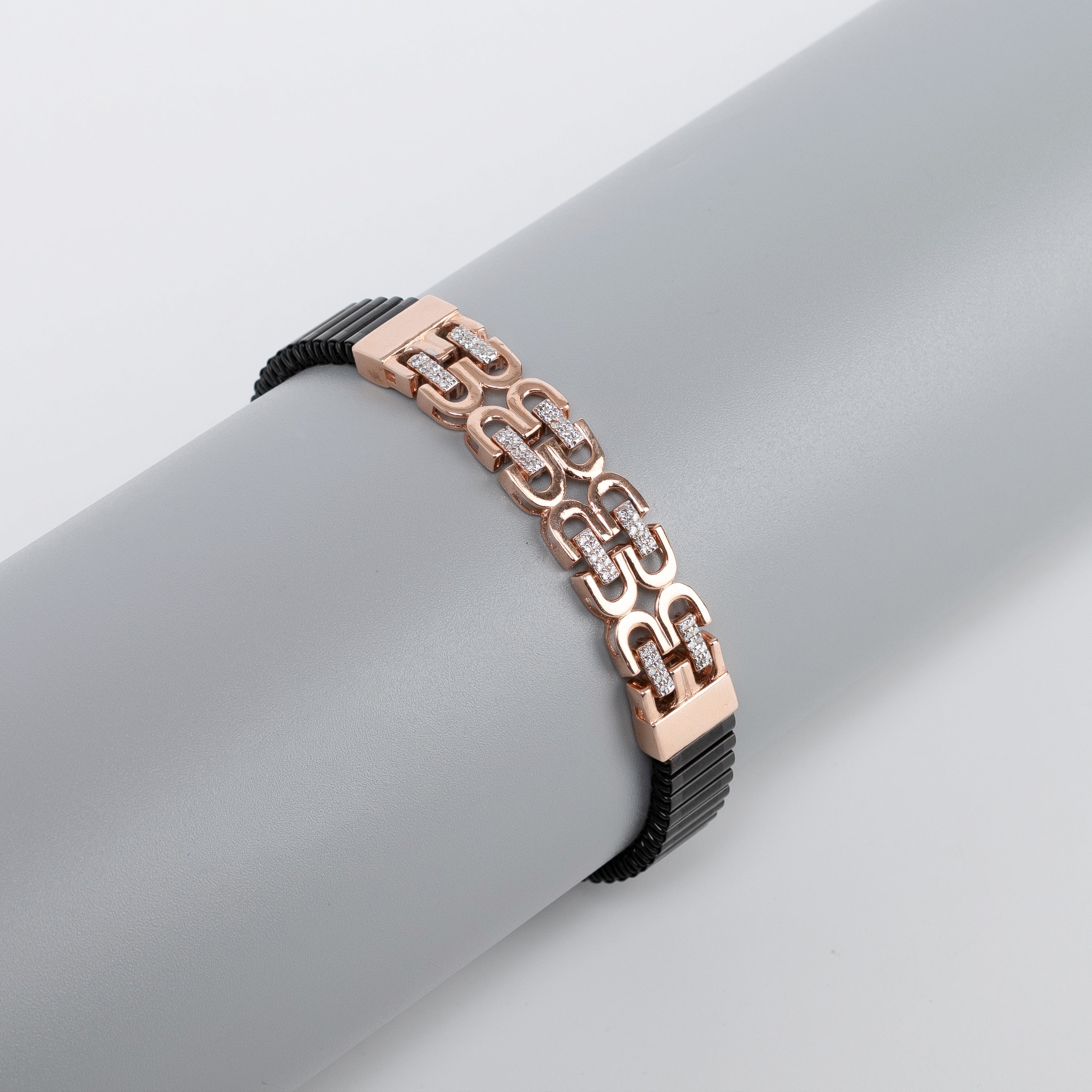 Echelon Link Bracelet – Premium Unisex Dual-Tone Geometric Bracelet
