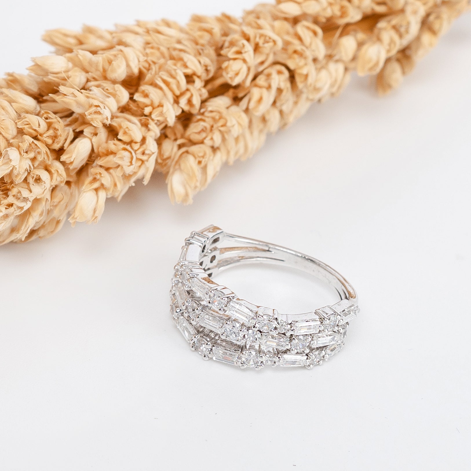 Glacier Crown Ring – Premium Diamond-Style Band Ring in Silver