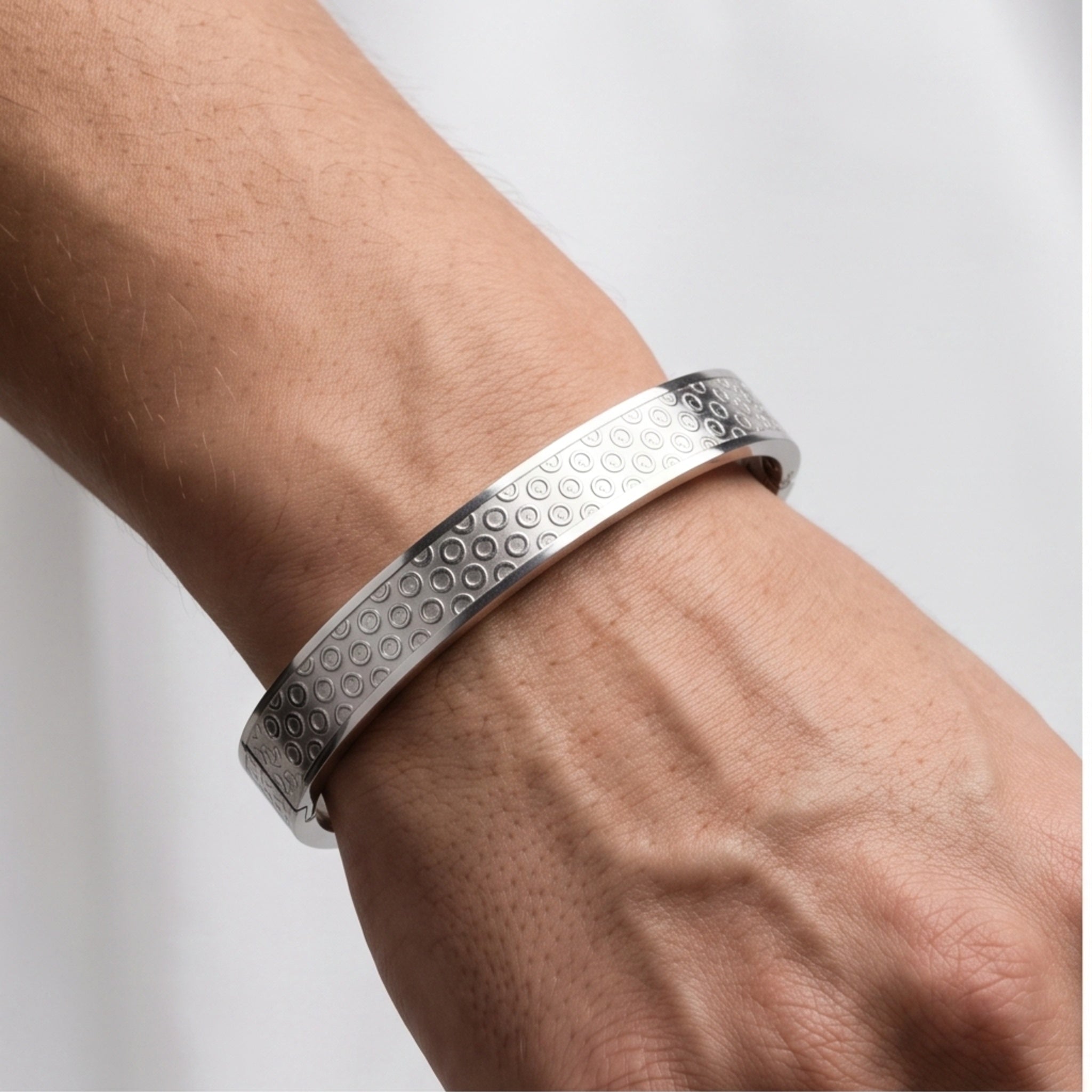 Nova Pulse – Premium Men's Stainless Steel Patterned Cuff Bracelet