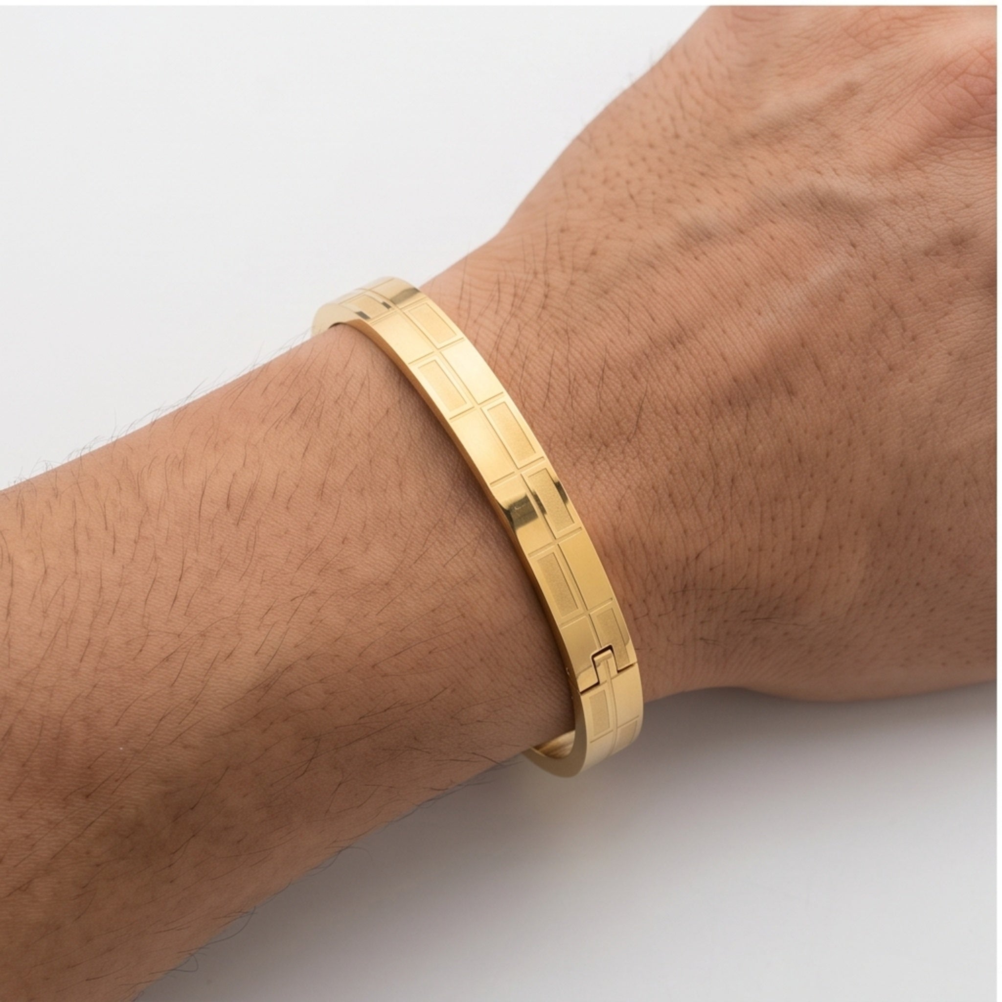 Aureon Edge – Premium Men's Geometric Stainless Steel Cuff Bracelet