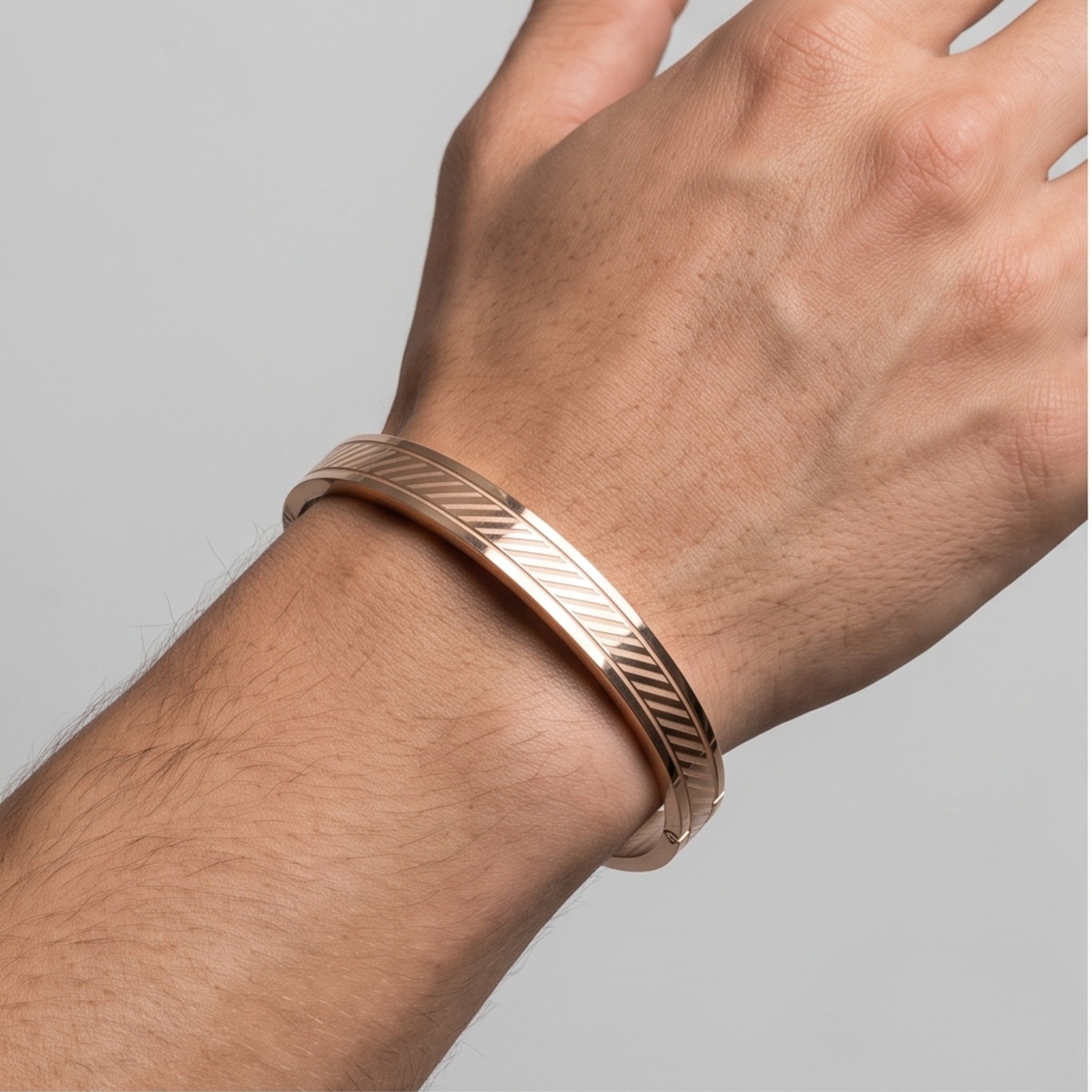 Aureon Edge Cuff – Premium Men's Stainless Steel Engraved Bracelet in Silver & Rose Gold Finish