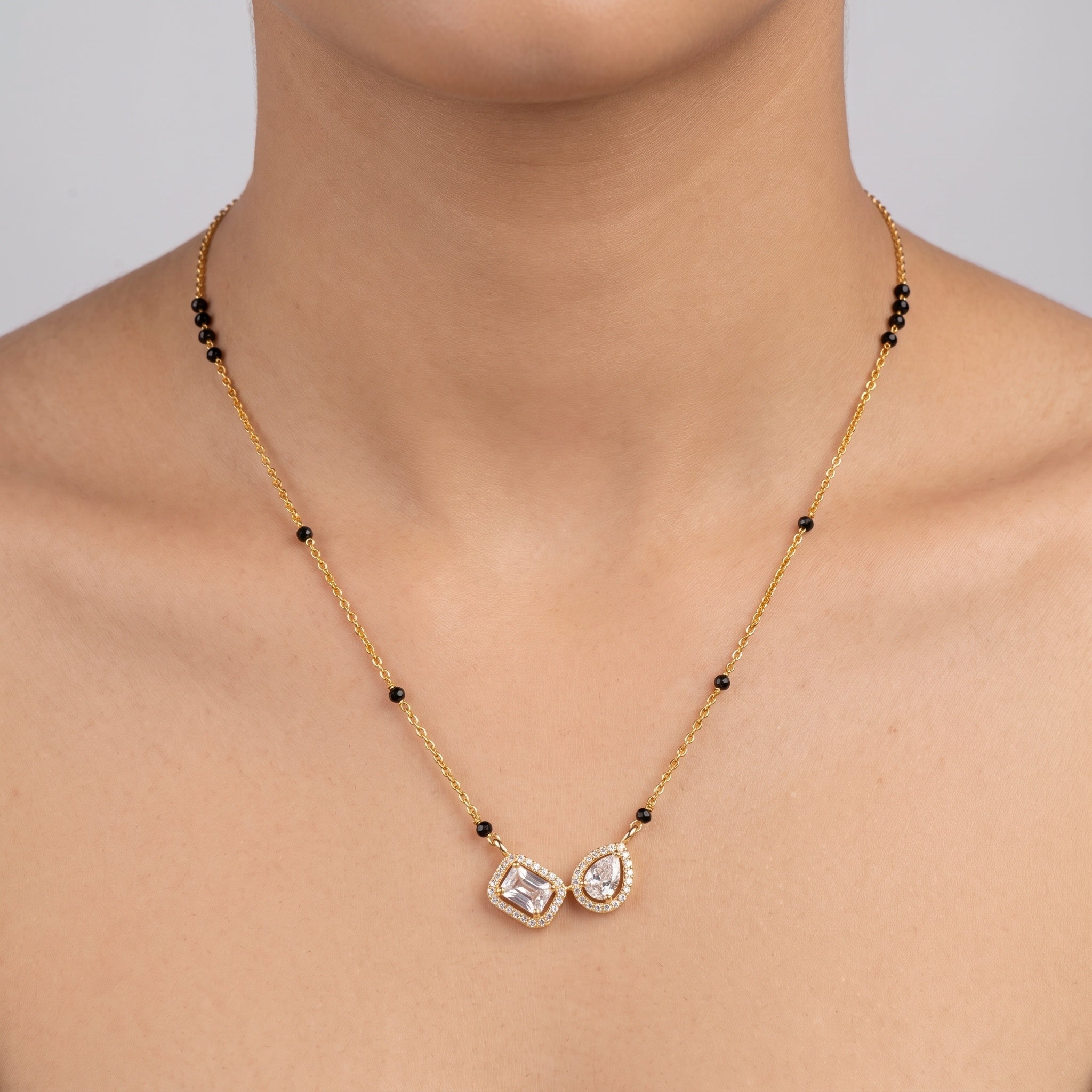 Dual Gleam – Premium Geometric Mangalsutra