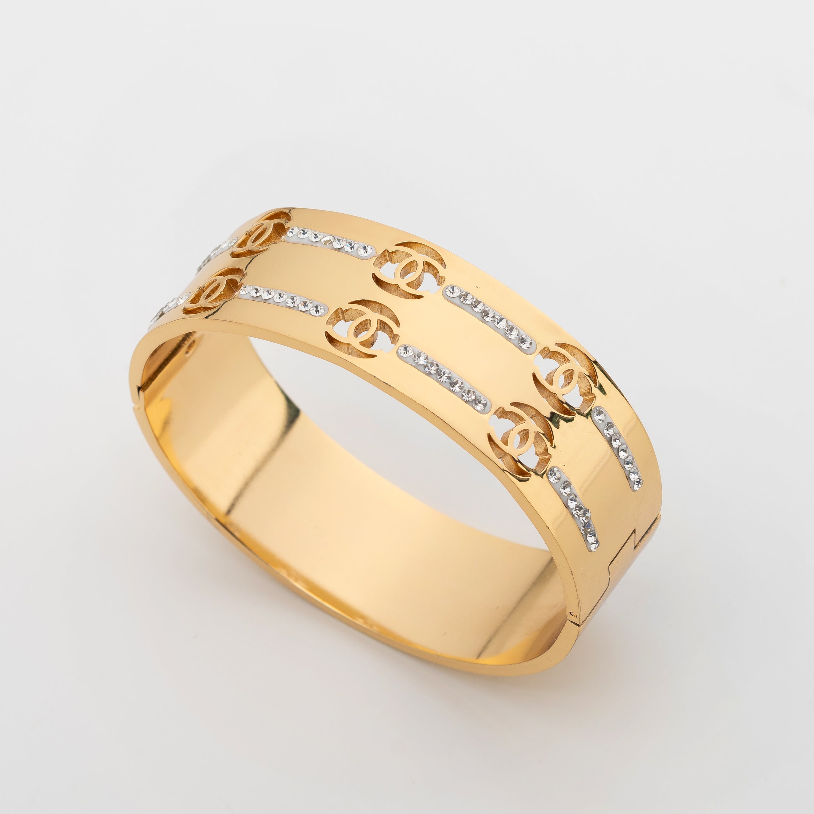 Monarch Luxe Cuff – Premium Women's Gold Stainless Steel Statement Bangle Bracelet