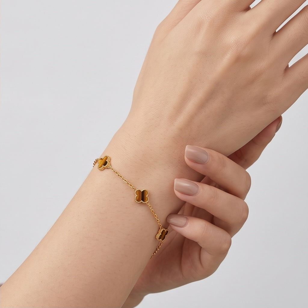Noir Halo Duo – Premium Gold Open Cuff & Clover Chain Bracelet Set for Women