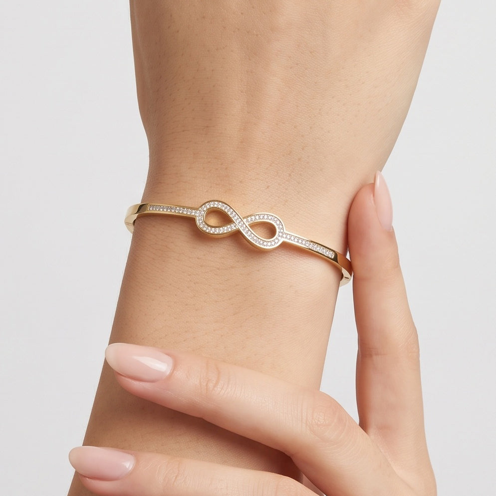 Infinity Élan Set – Premium Gold Infinity Jewelry Set for Women