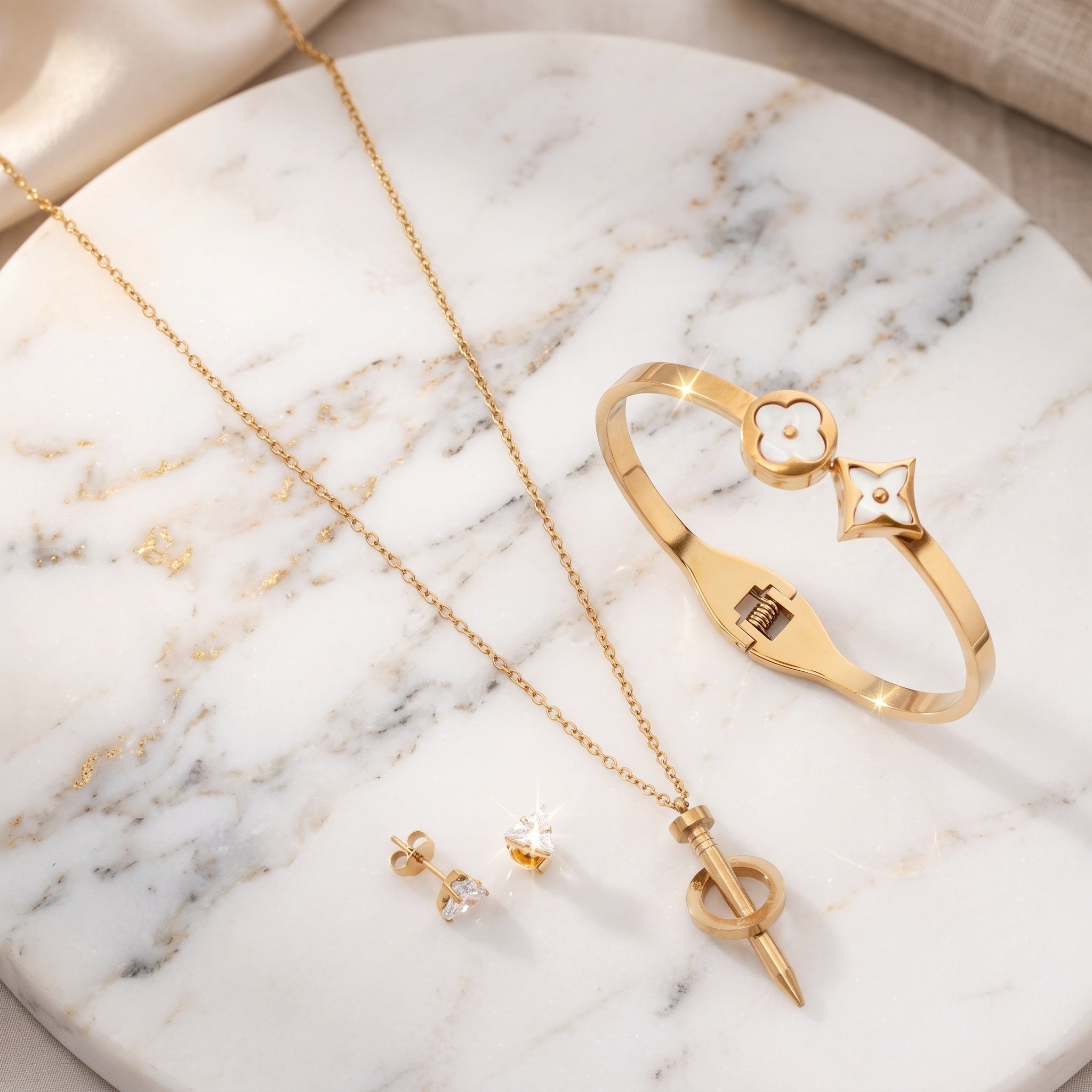 Élan Bloom Set – Premium Gold Floral Jewelry Set for Women
